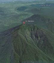 Gunung Batukaru.jpg