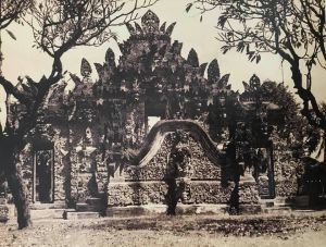 Pura Beji Sangsit Buleleng 2901 Koleksi Museum Tropen by Kadek Wijaya.jpg